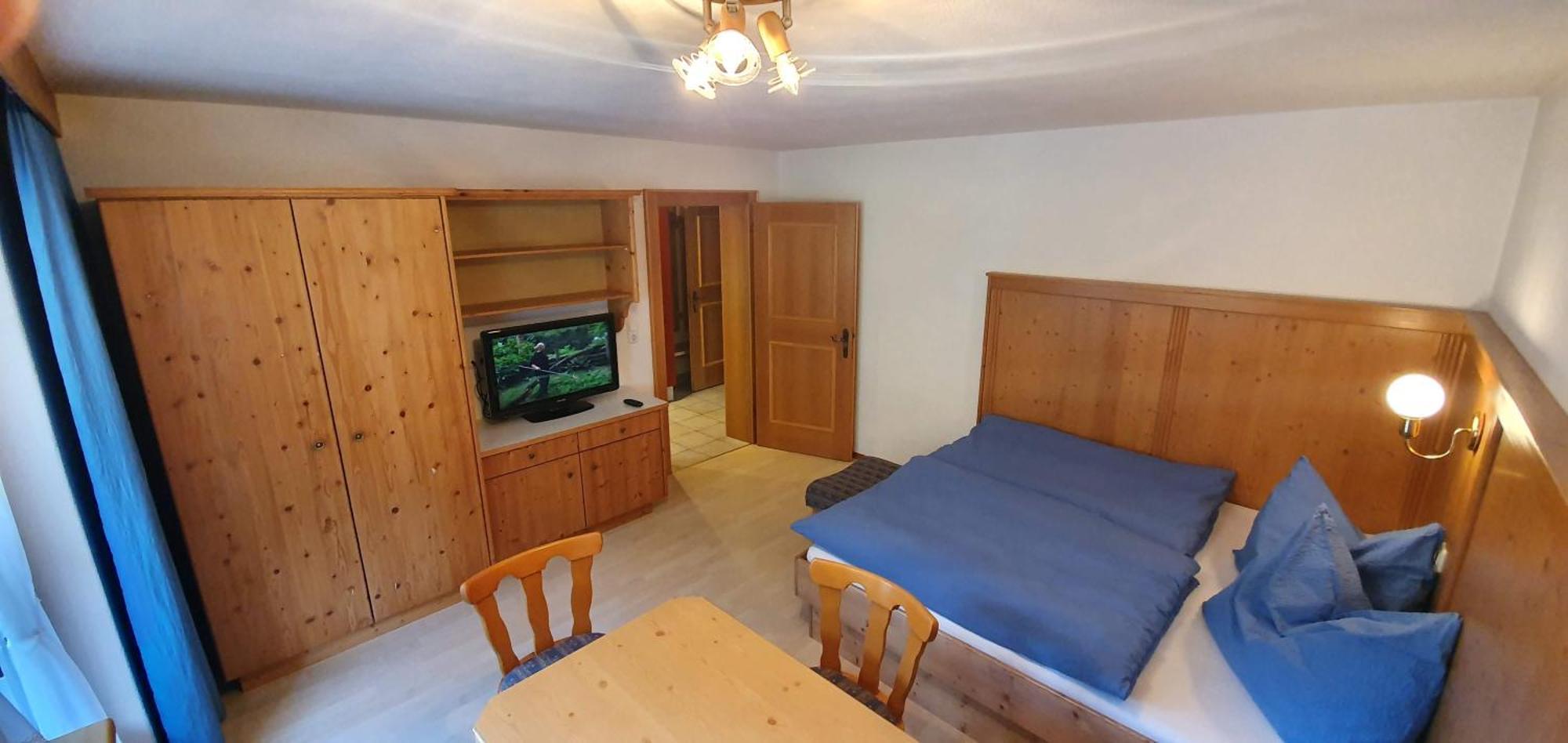 Pension Appartements Via Claudia Lermoos Bilik gambar