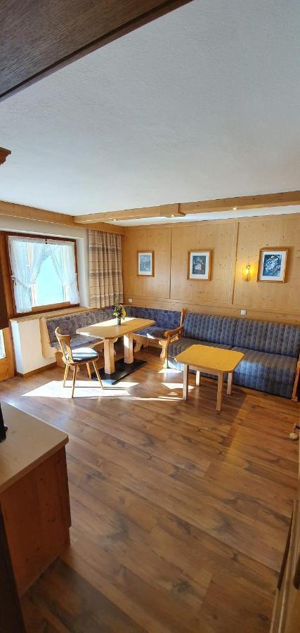 Pension Appartements Via Claudia Lermoos Luaran gambar